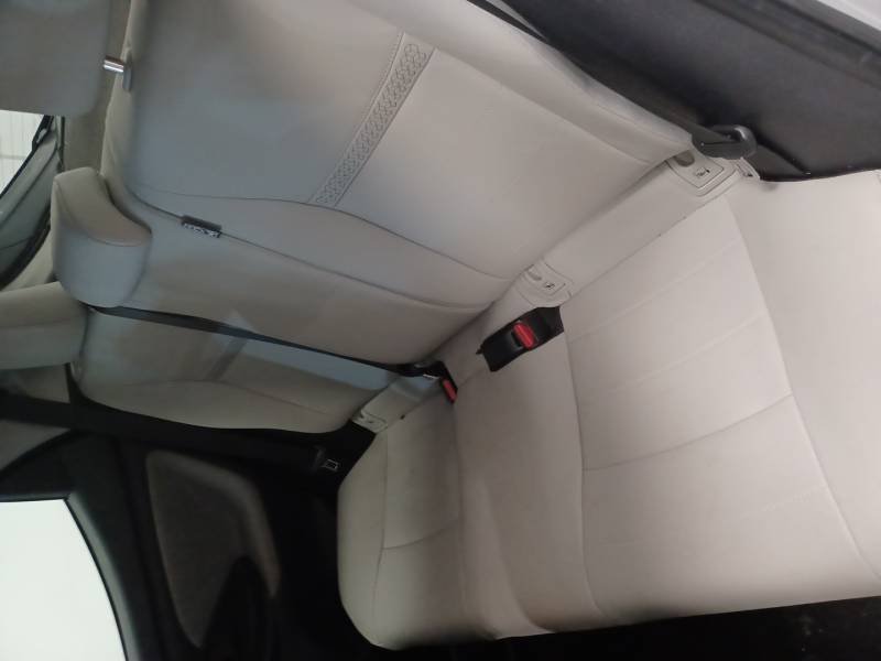 Toyota Yaris - Photo 13