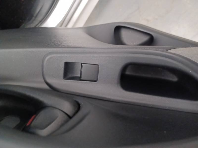 Toyota Yaris - Photo 23