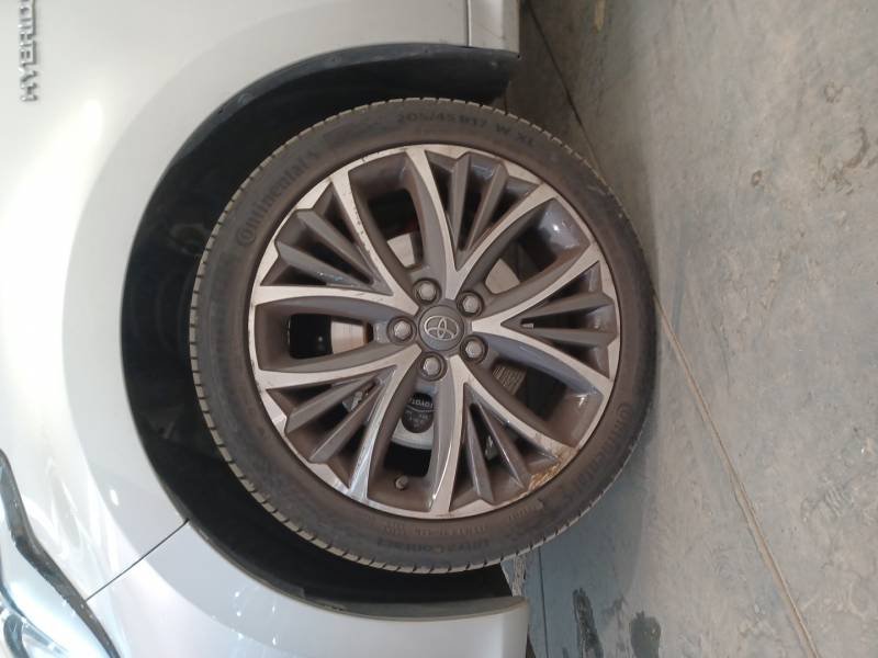 Toyota Yaris - Photo 9