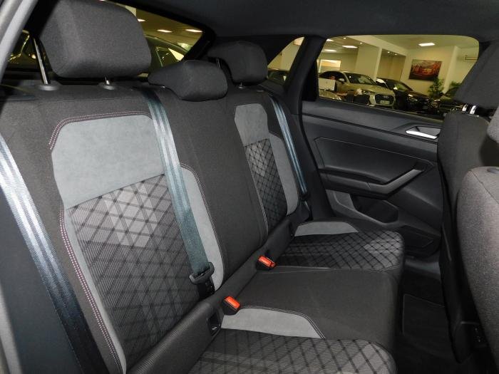 Volkswagen Polo - Photo 16