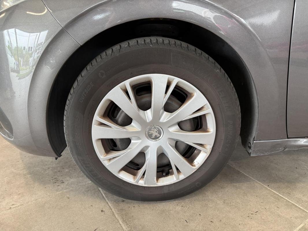 Peugeot 208 - Photo 20
