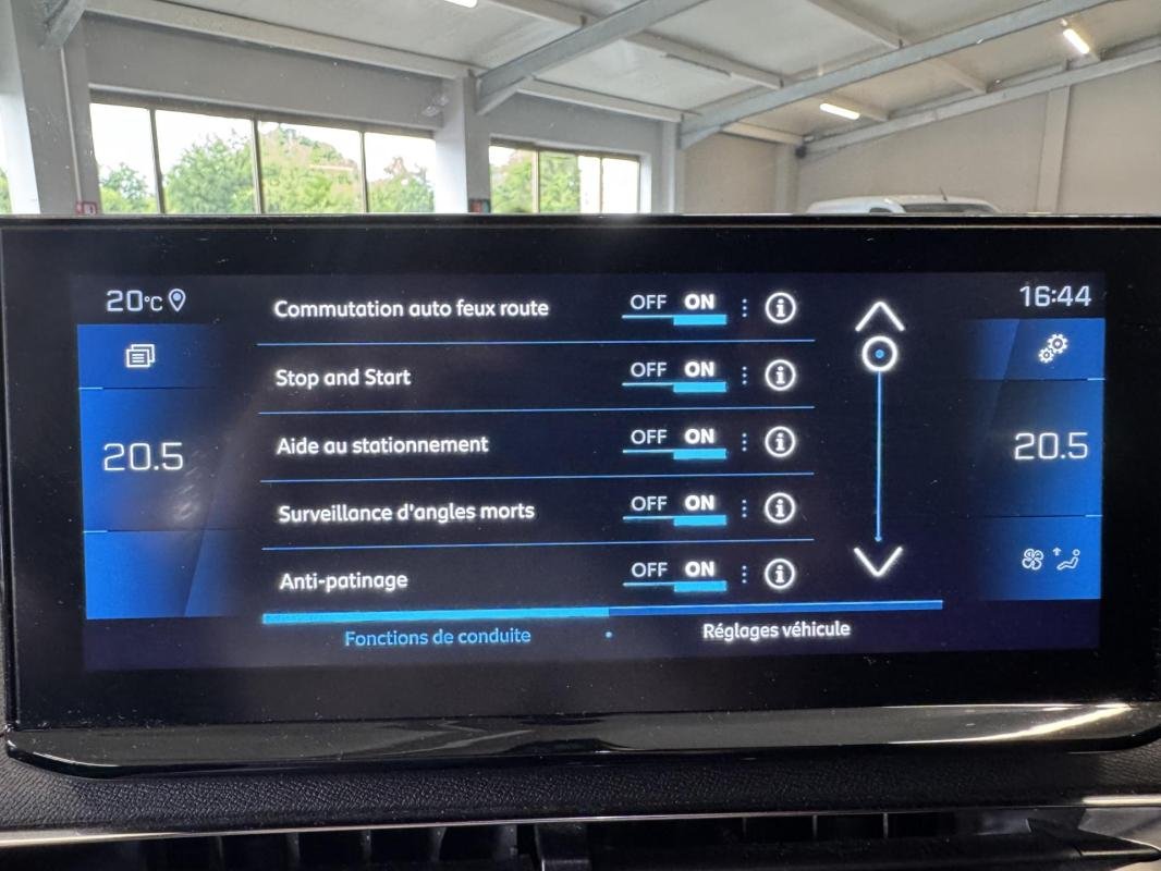 Peugeot 3008 - Photo 31