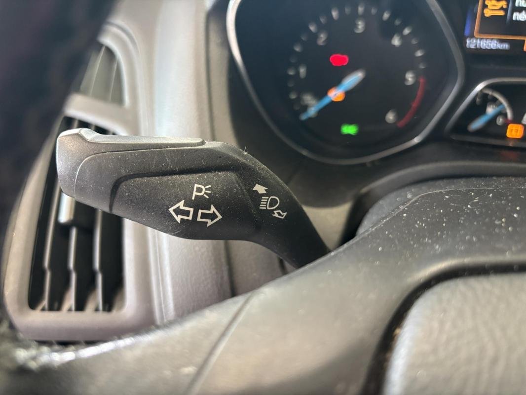 Ford Focus - Photo 16