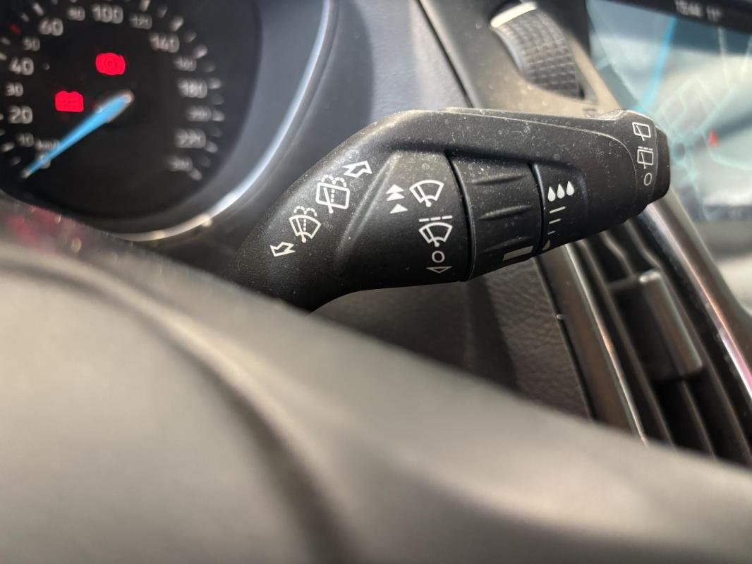 Ford Focus - Photo 17