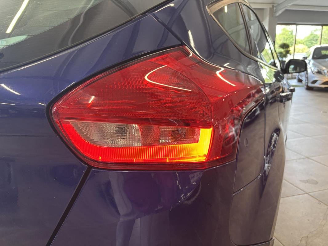 Ford Focus - Photo 31