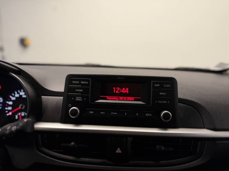 Kia Picanto - Photo 15