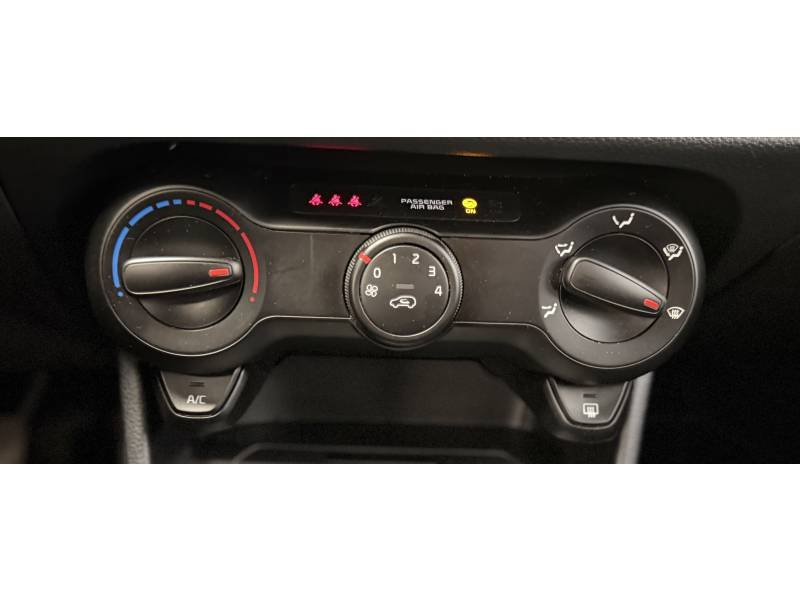 Kia Picanto - Photo 17