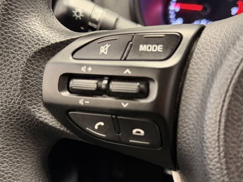 Kia Picanto - Photo 23