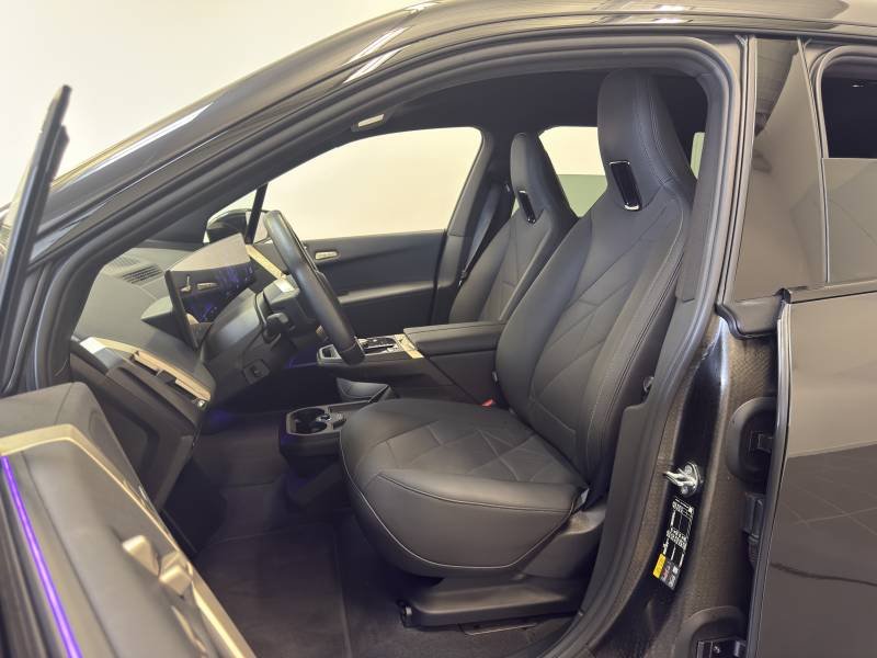 BMW ix - Photo 24