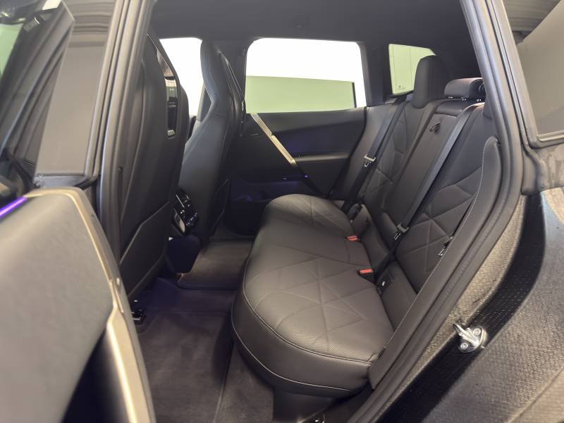 BMW ix - Photo 26