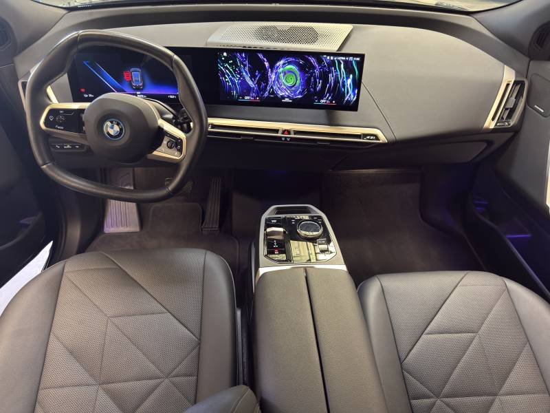 BMW ix - Photo 30