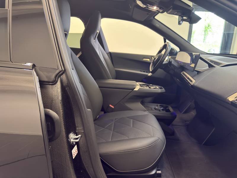 BMW ix - Photo 35
