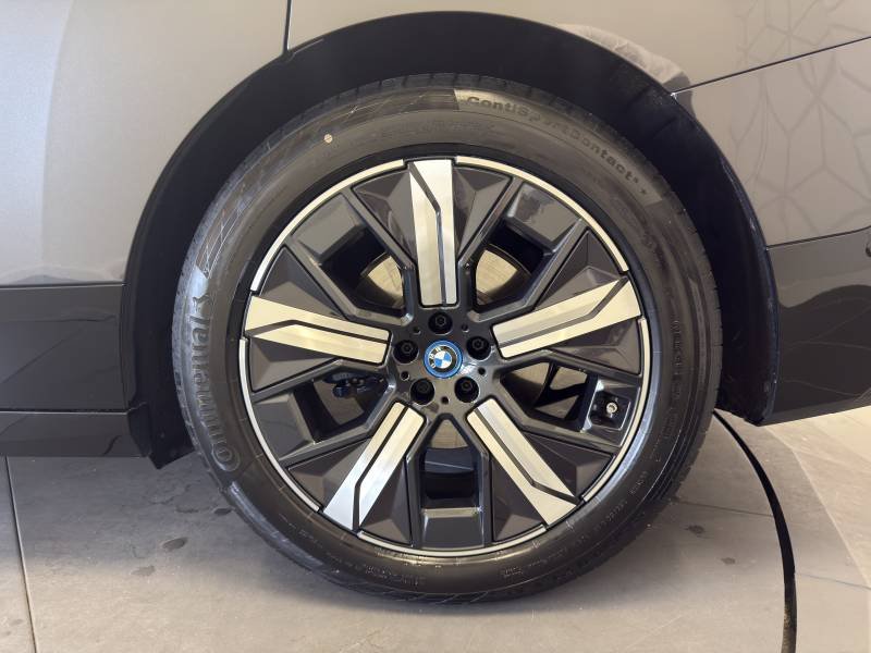 BMW ix - Photo 45