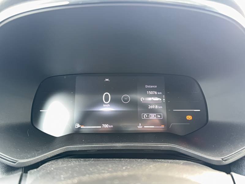Renault Clio - Photo 18