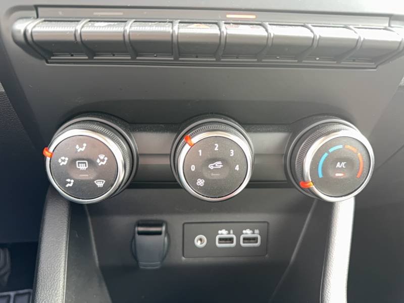 Renault Clio - Photo 47