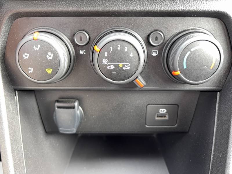 Dacia Sandero - Photo 23