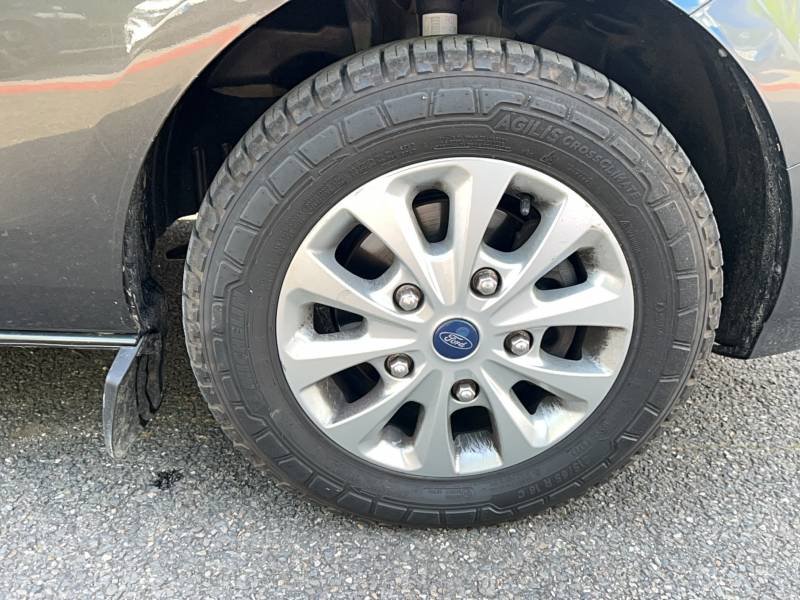 Ford Tourneo - Photo 18