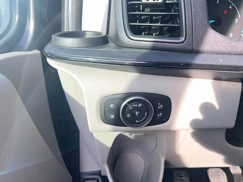 Ford Tourneo - Photo 33