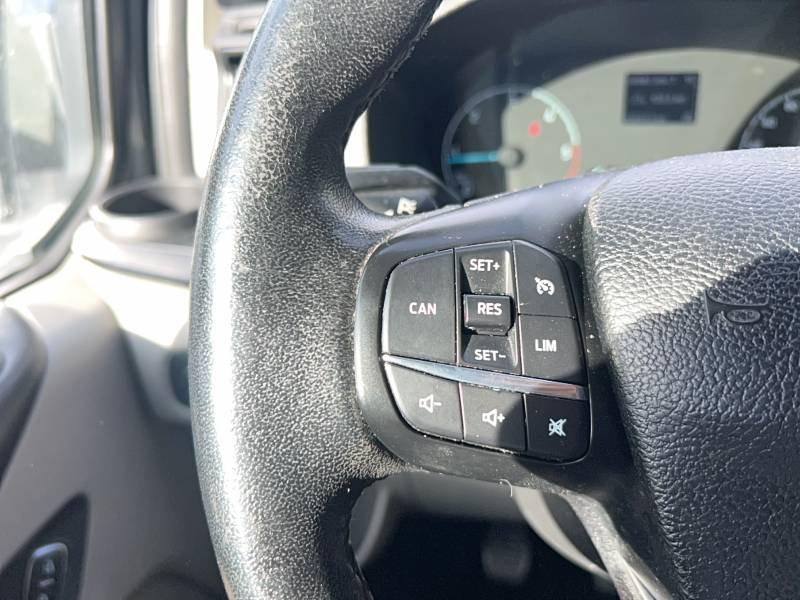 Ford Tourneo - Photo 35