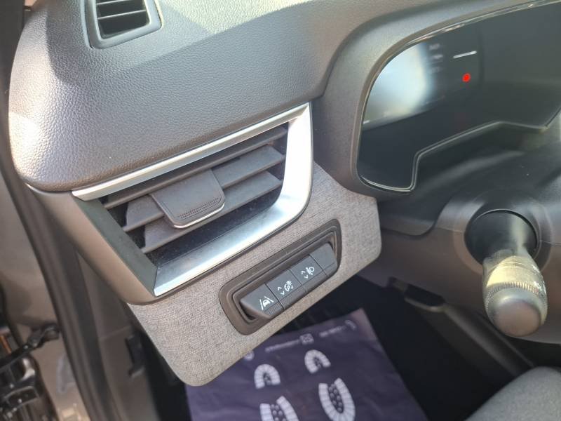 Renault Clio - Photo 30