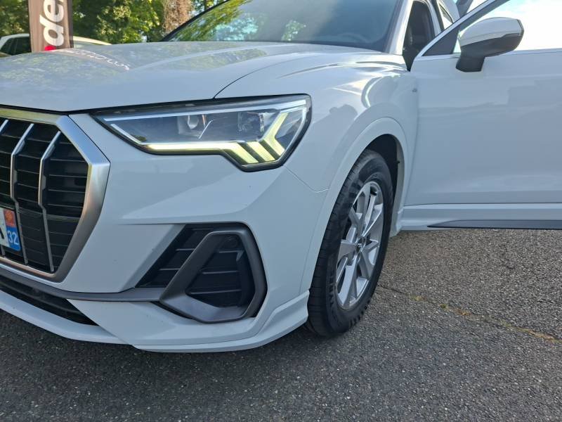 Audi Q3 - Photo 22