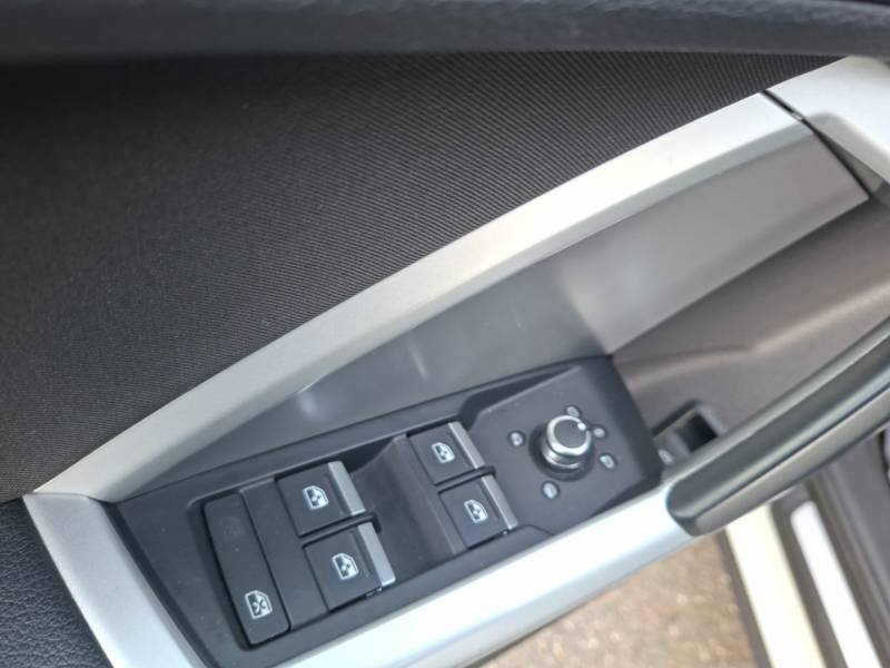 Audi Q3 - Photo 26