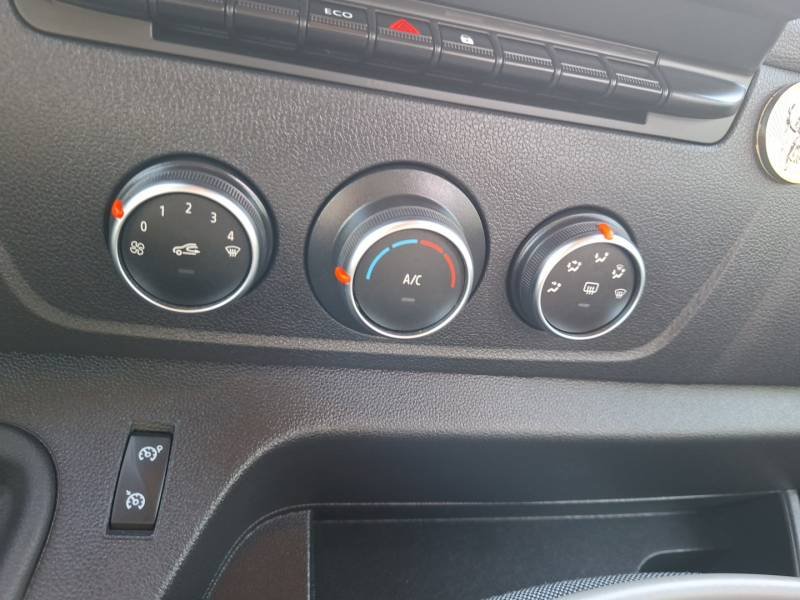 Renault Master - Photo 32