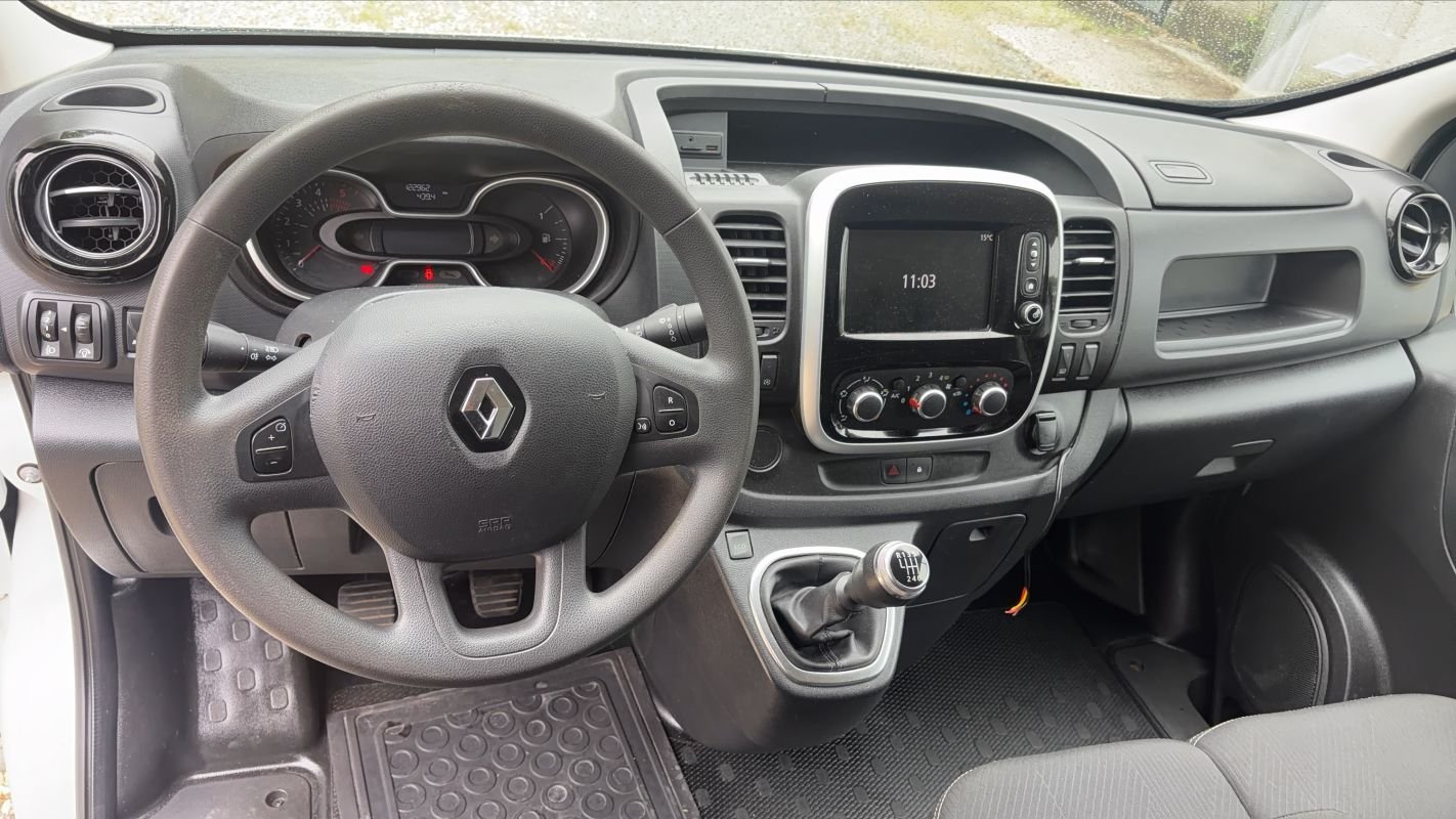 Renault Trafic - Photo 11
