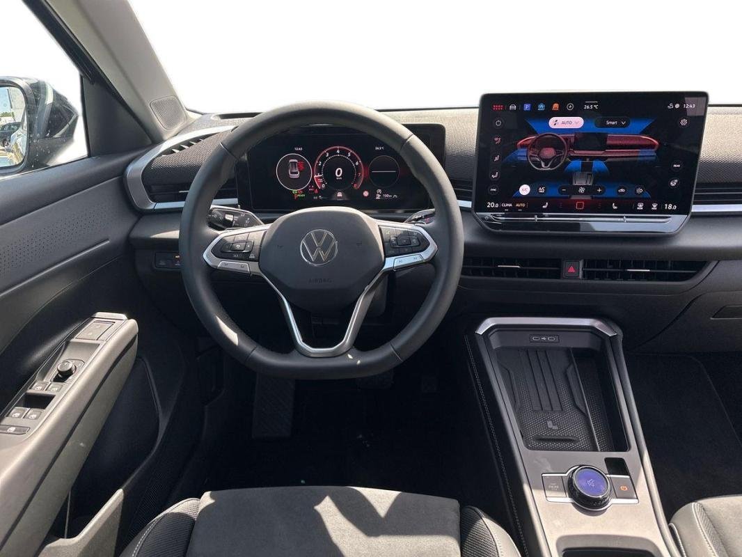Volkswagen T-Roc - Photo 24