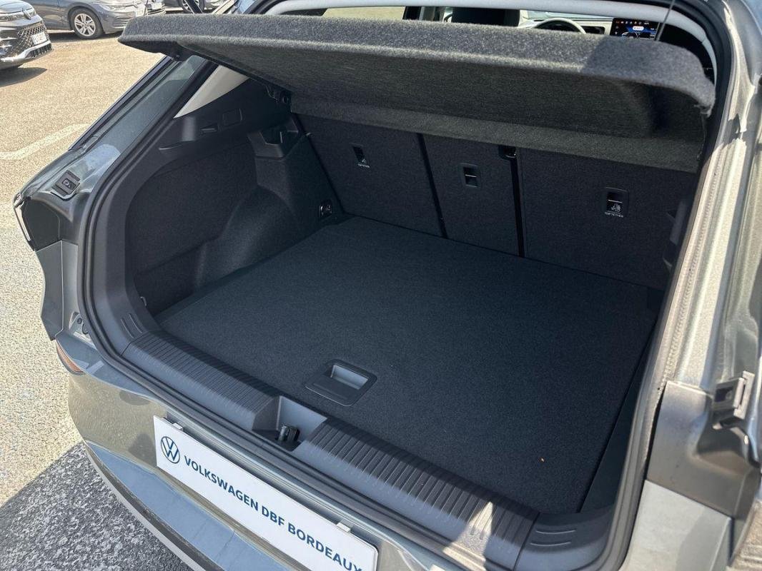 Volkswagen T-Roc - Photo 32