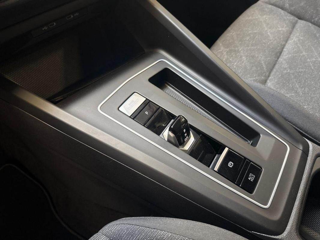 Volkswagen Golf - Photo 11