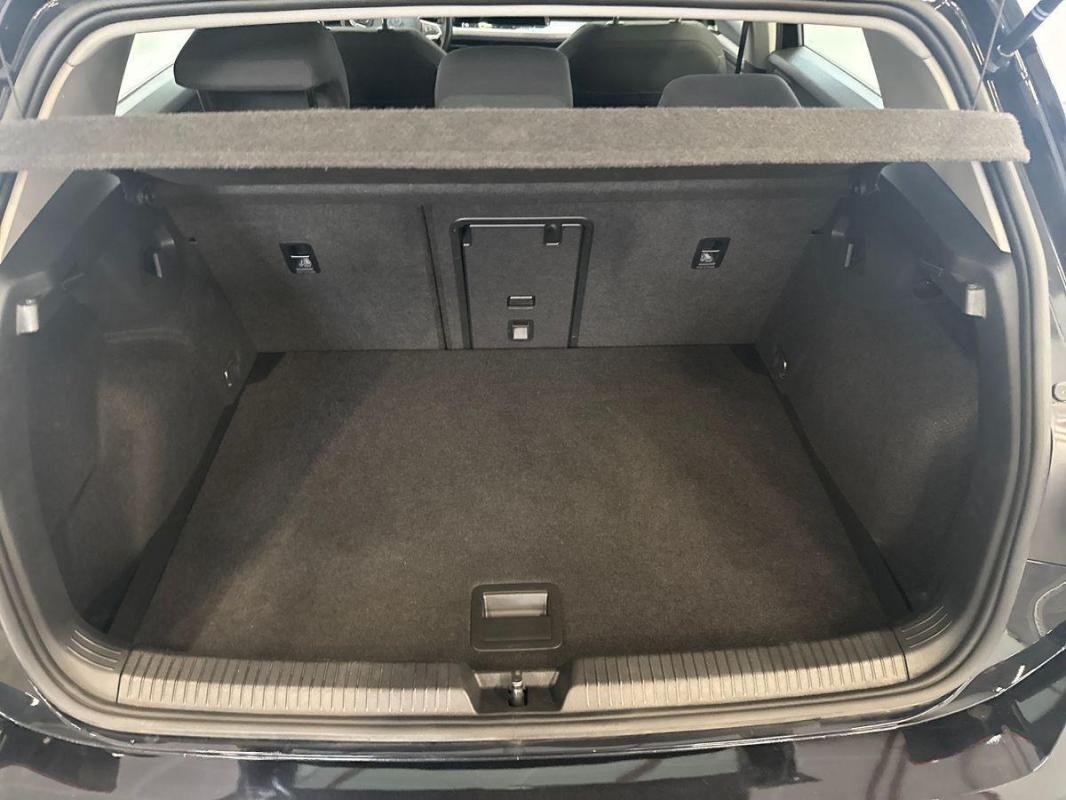 Volkswagen Golf - Photo 31