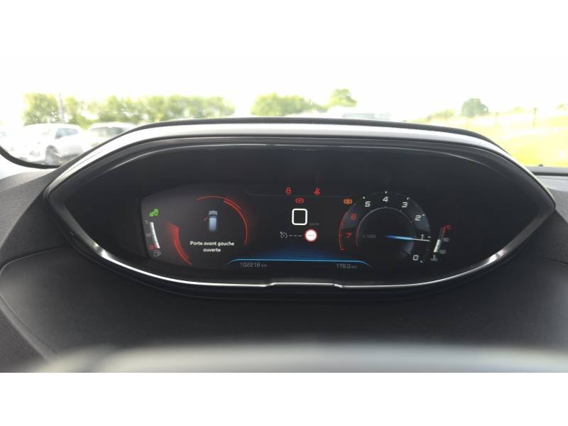 Peugeot 3008 - Photo 11
