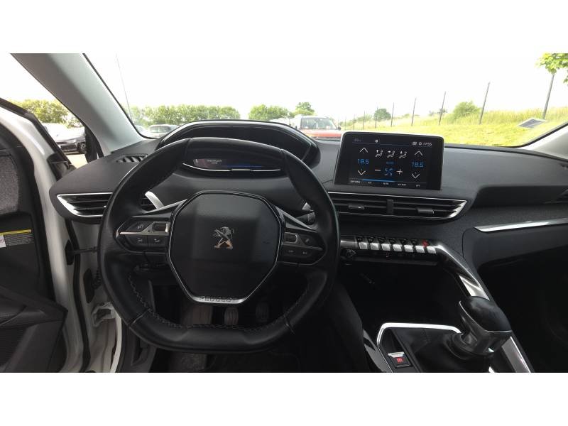Peugeot 3008 - Photo 12