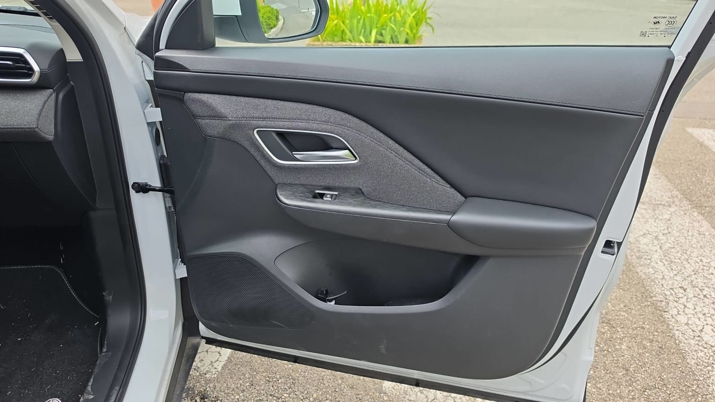MG ZS - Photo 23