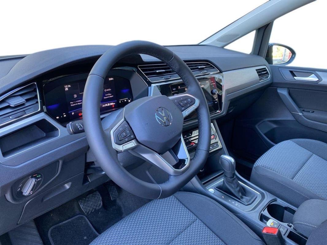 Volkswagen Touran - Photo 30