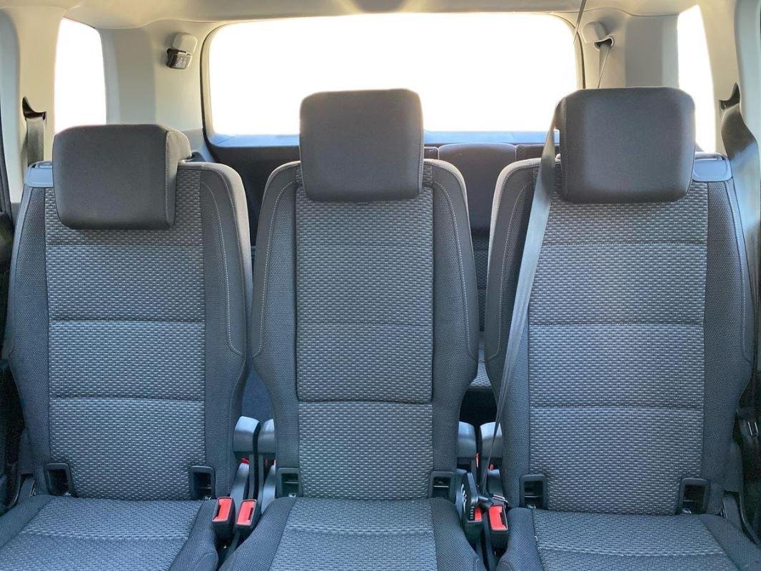 Volkswagen Touran - Photo 9