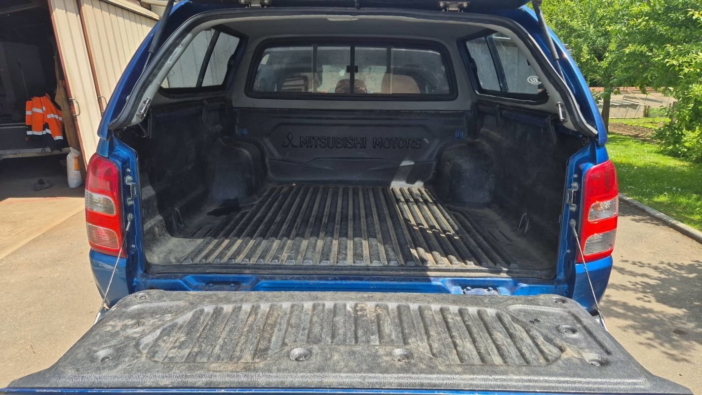 Mitsubishi L200 - Photo 14