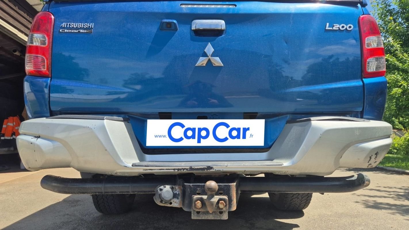 Mitsubishi L200 - Photo 21