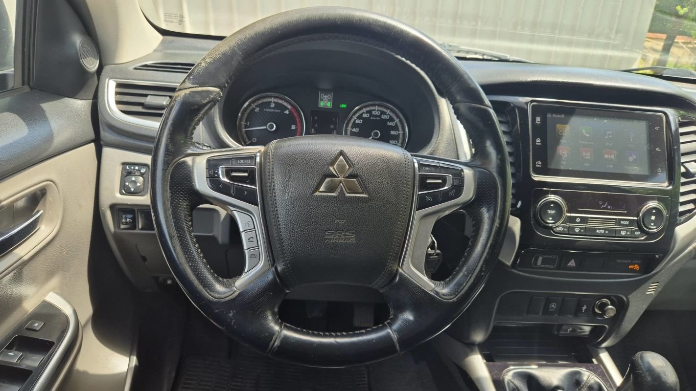 Mitsubishi L200 - Photo 24