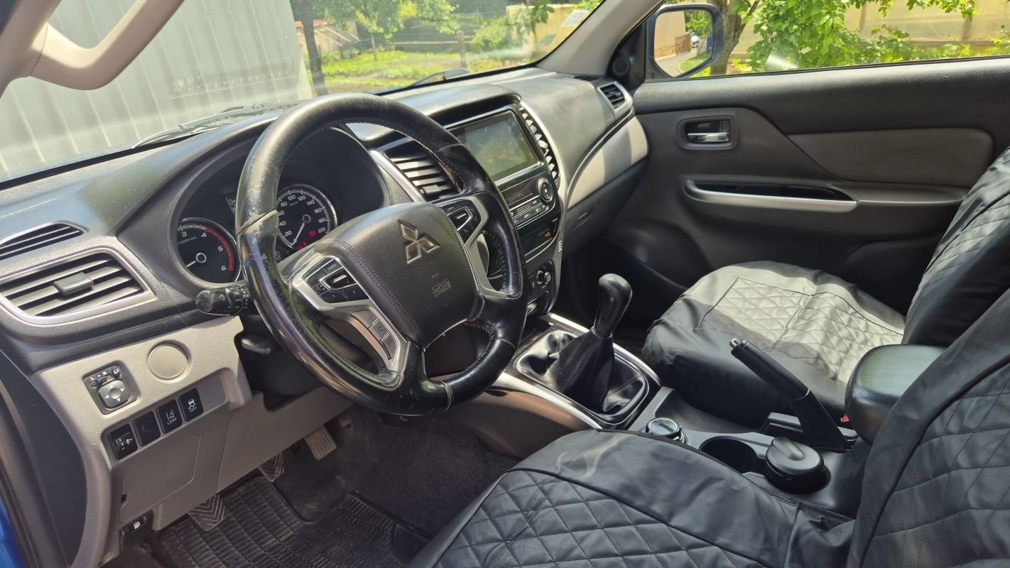 Mitsubishi L200 - Photo 8