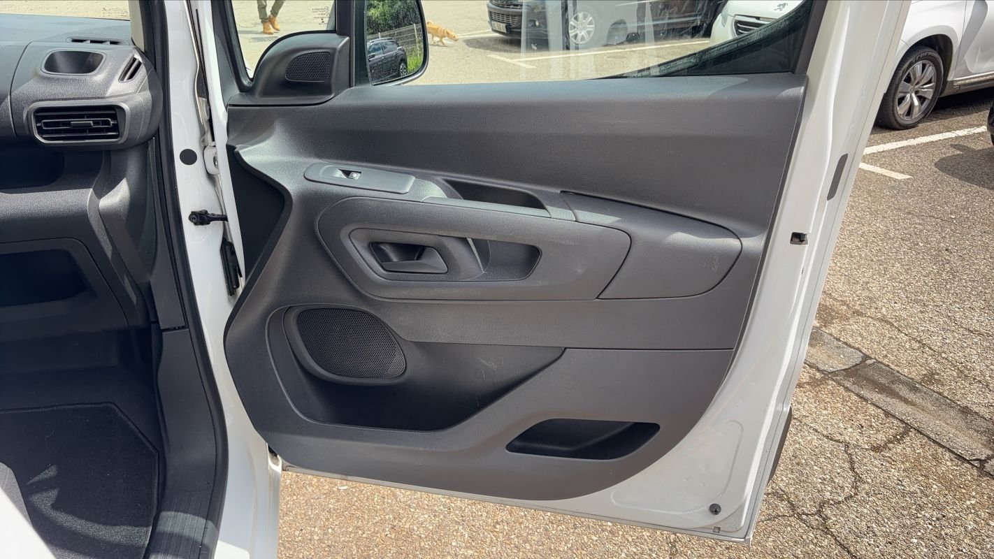 Citroën Berlingo - Photo 23