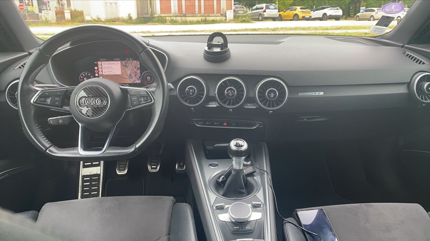Audi TT Coupé - Photo 11