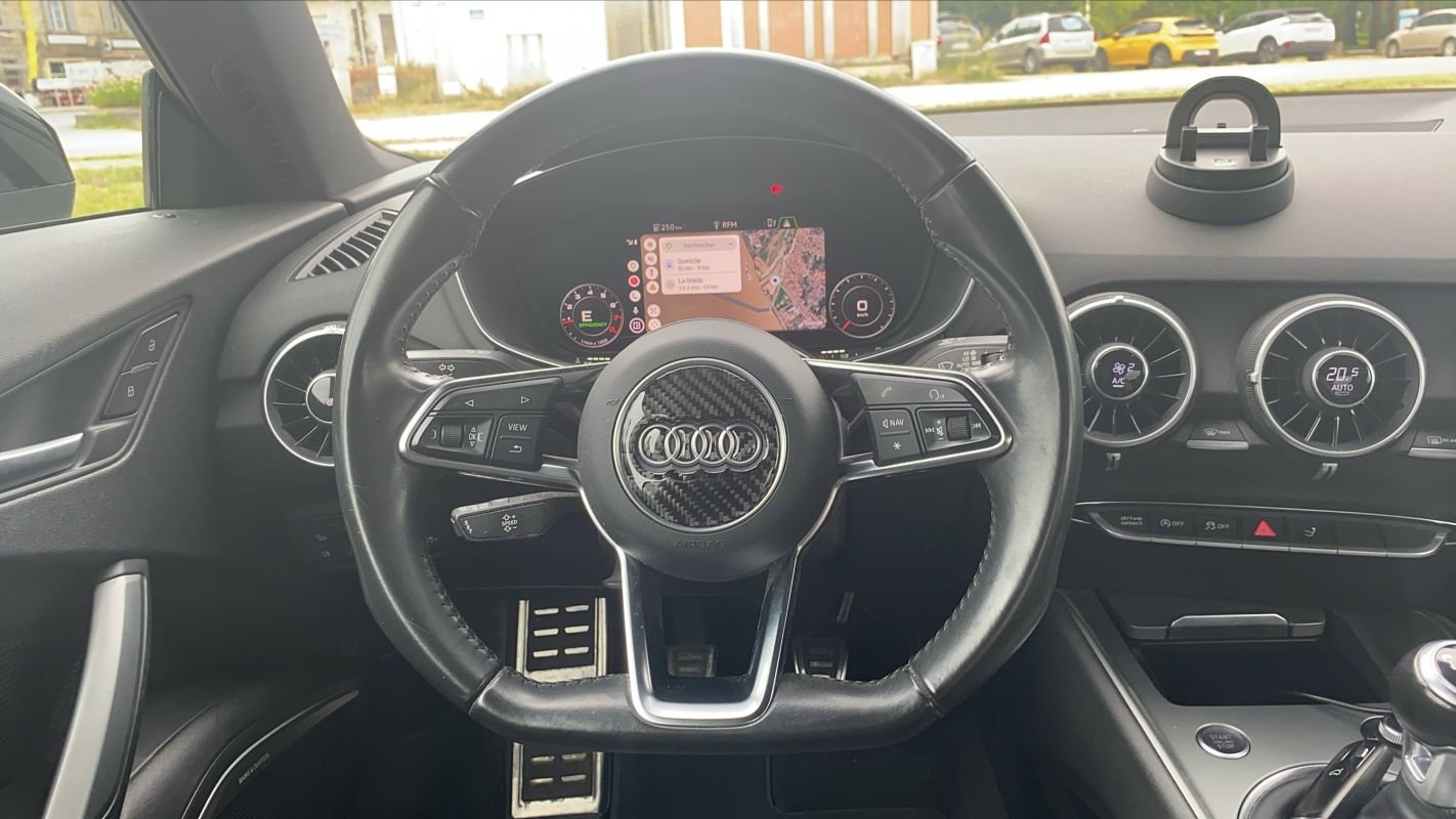Audi TT Coupé - Photo 24