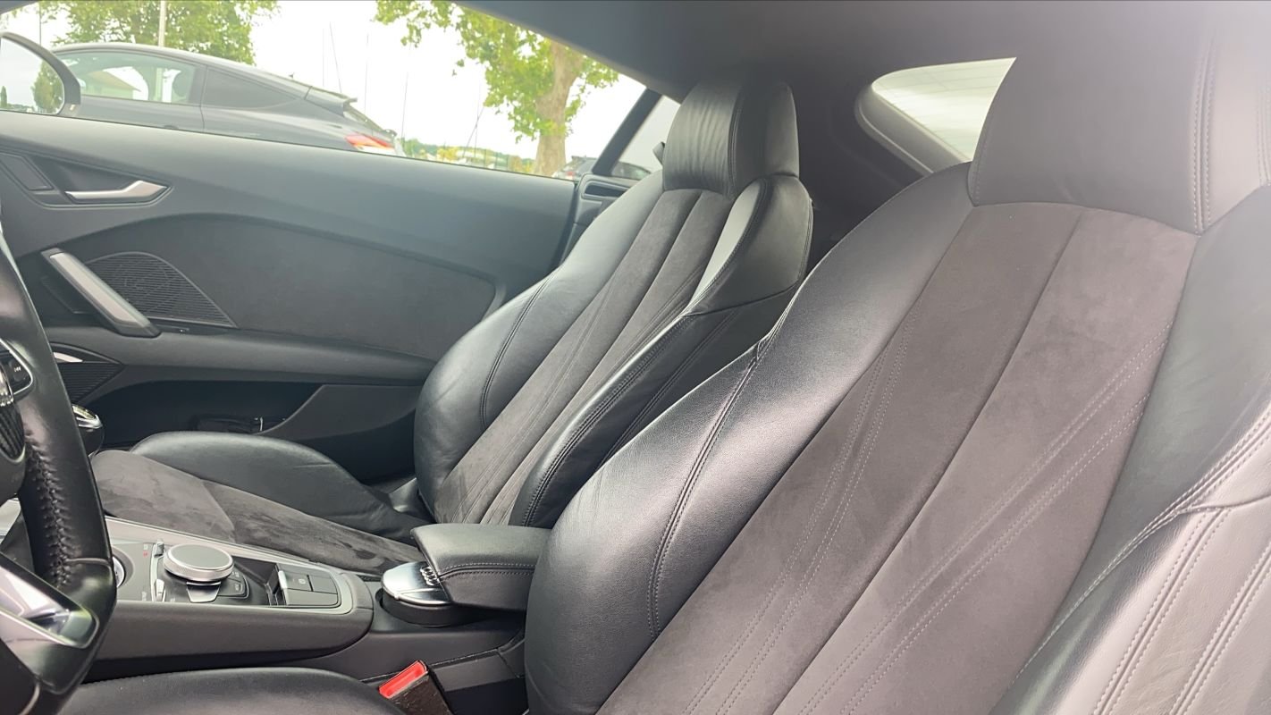 Audi TT Coupé - Photo 27