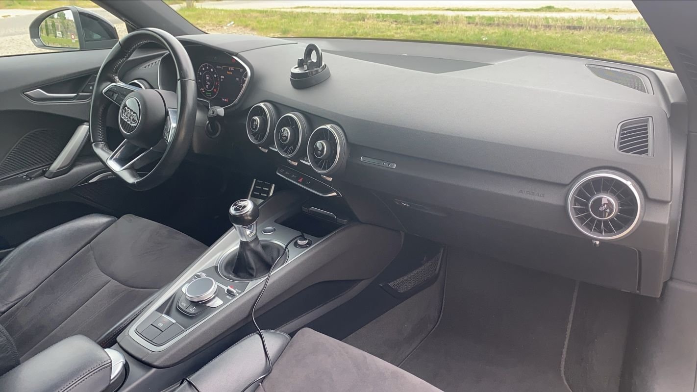 Audi TT Coupé - Photo 10