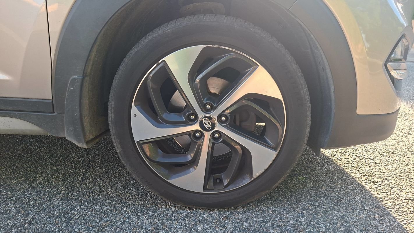 Hyundai Tucson - Photo 17