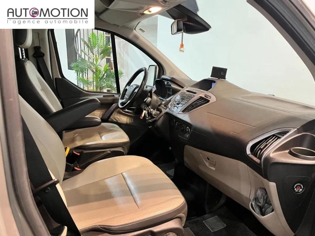 Ford Transit Custom Fourgon - Photo 14