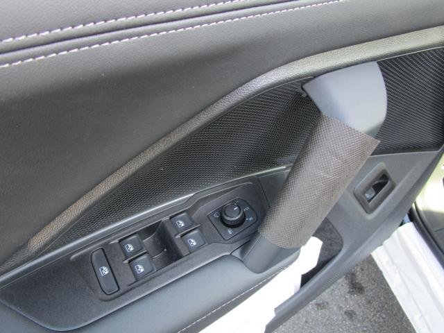 Volkswagen Tiguan - Photo 14