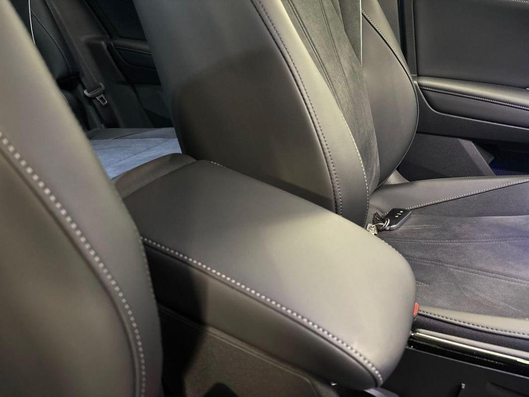 Volkswagen Tiguan - Photo 12